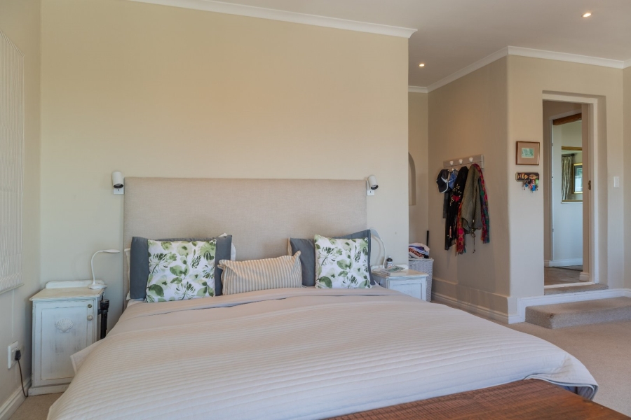4 Bedroom Property for Sale in Plettenberg Bay Central Western Cape